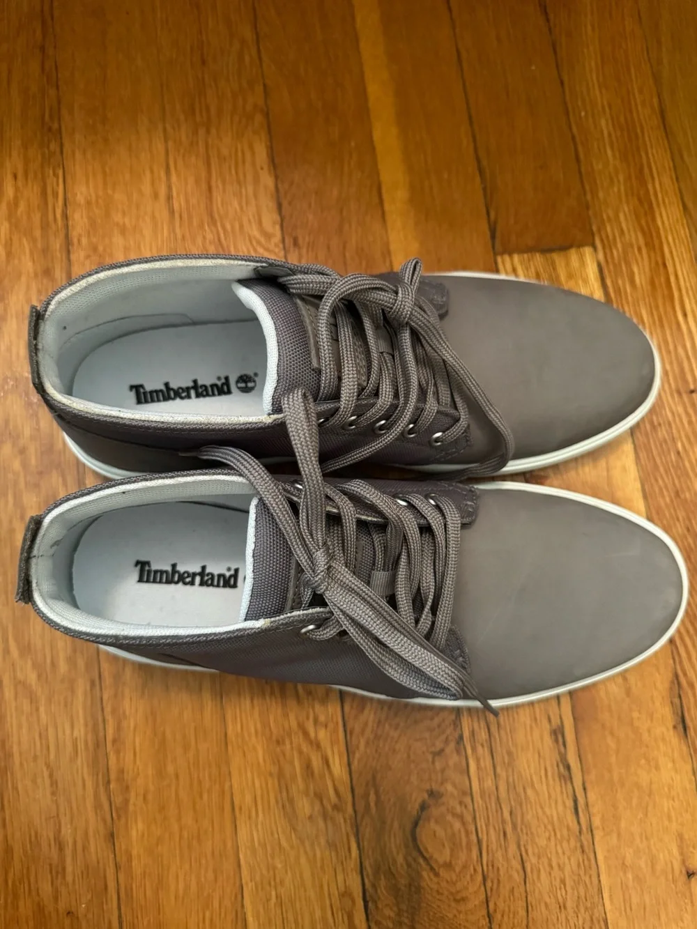 Timberland Men's Groveton Leather Chukka Sneaker